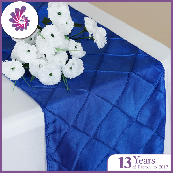 Taffeta Pintuck Table Runner